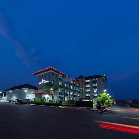 אילורין Noktel Resort Hotel מראה חיצוני תמונה
